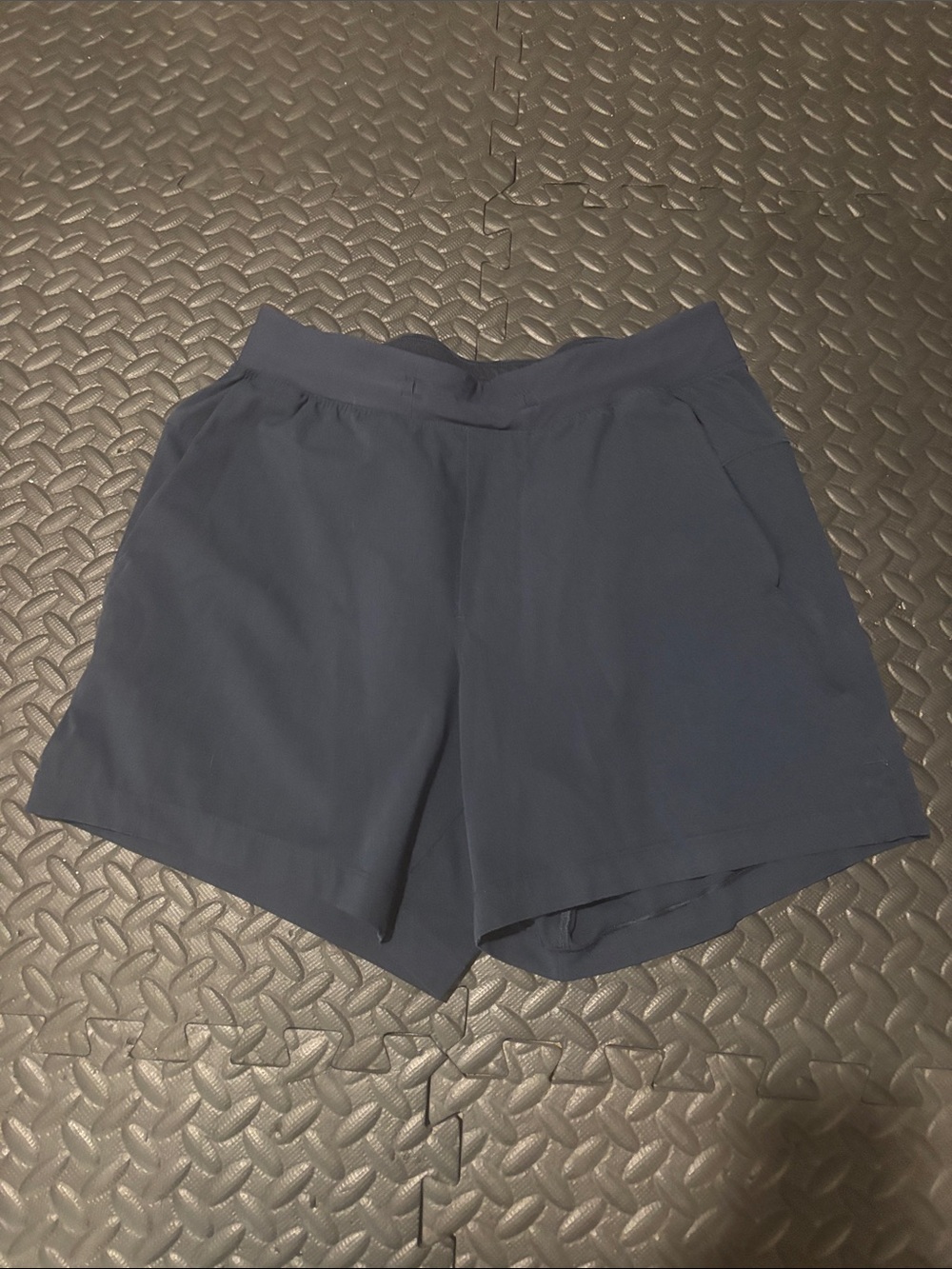 lululemon athletica zeroed in short 5 inch inseam